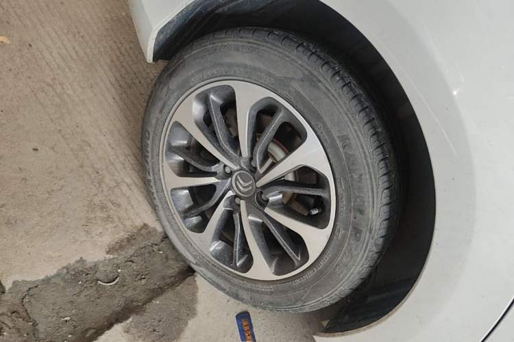 Used Citroen C4L 2016 1.2T Automatic Elite Model Right Rear Wheel Hub