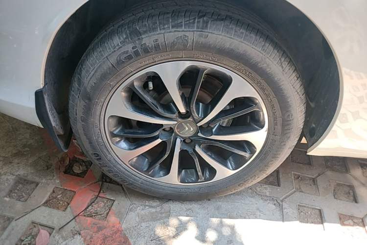 Used Citroen C4L 2016 1.2T Automatic Elite Model Right Rear Wheel Hub