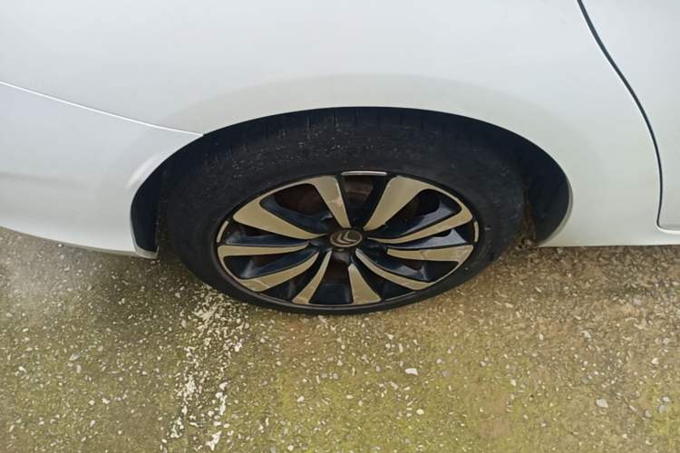 Used Citroen C4L 2016 1.6T Automatic Elite Model Right Rear Wheel Hub