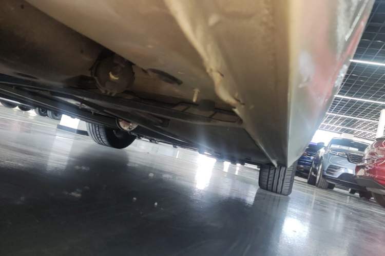 Used Citroen C4L 2016 1.6T Automatic Elite Model Right Side Sill
