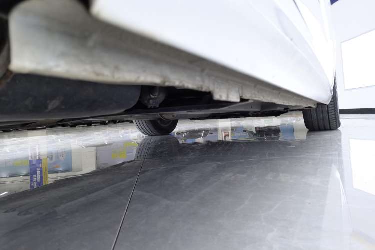 Used Citroen C4L 2016 1.2T Automatic Elite Model Right Side Sill