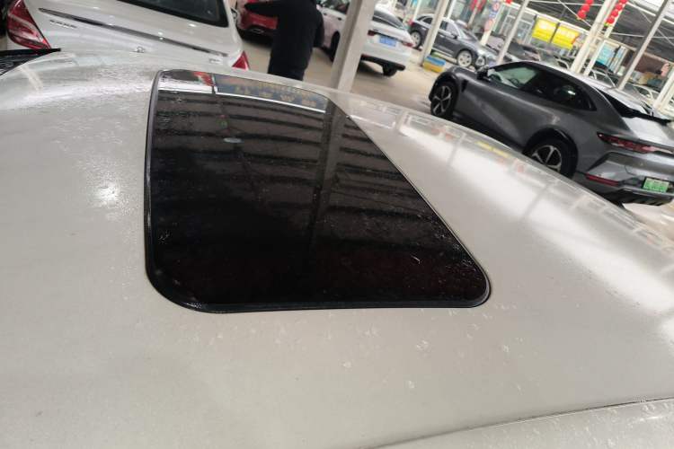 Used Citroen C4L 2016 1.2T Automatic Leading Model Roof