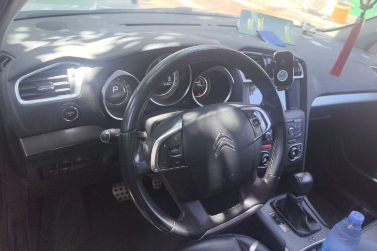 Used Citroen C4L 2016 1.2T Automatic Leading Model Steering Wheel
