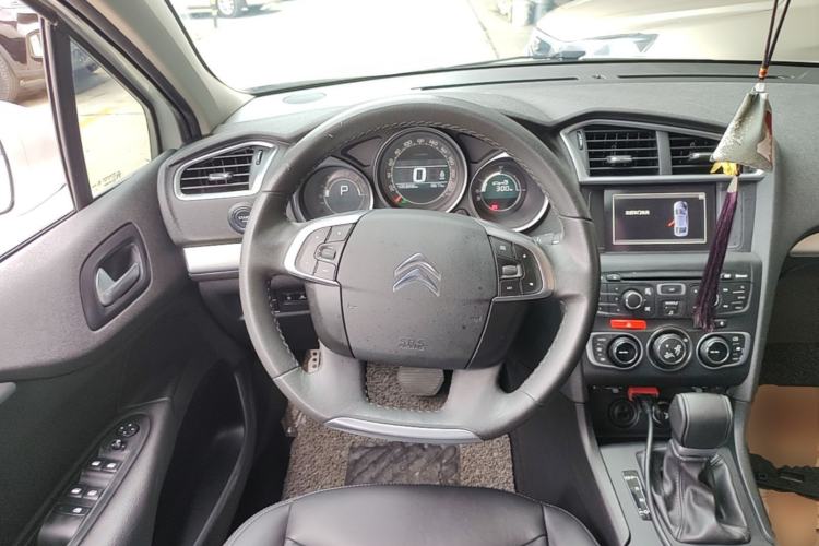 Used Citroen C4L 2016 1.6T Automatic Elite Model Steering Wheel