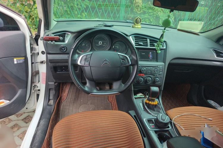 Used Citroen C4L 2016 1.2T Automatic Leading Model Steering Wheel