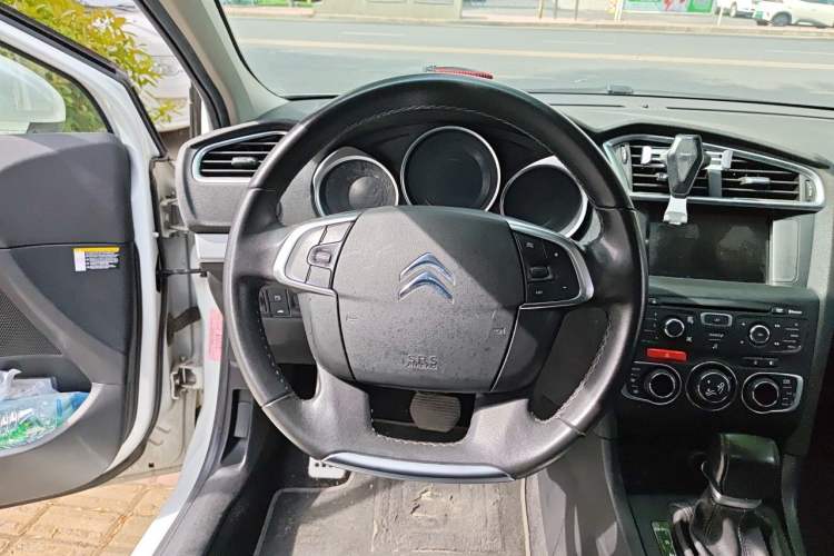 Used Citroen C4L 2016 1.2T Automatic Elite Model Steering Wheel