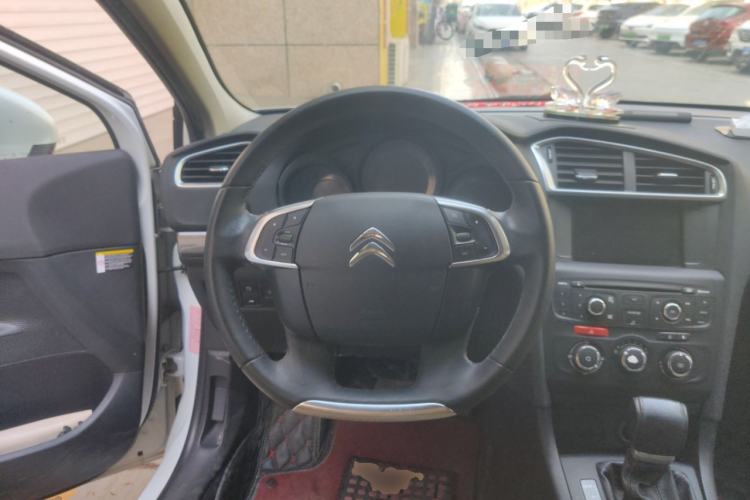 Used Citroen C4L 2016 1.2T Automatic Leading Model Steering Wheel