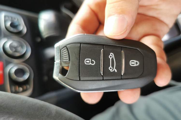 Used Citroen C4L 2016 1.6T Automatic Elite Model Vehicle Key