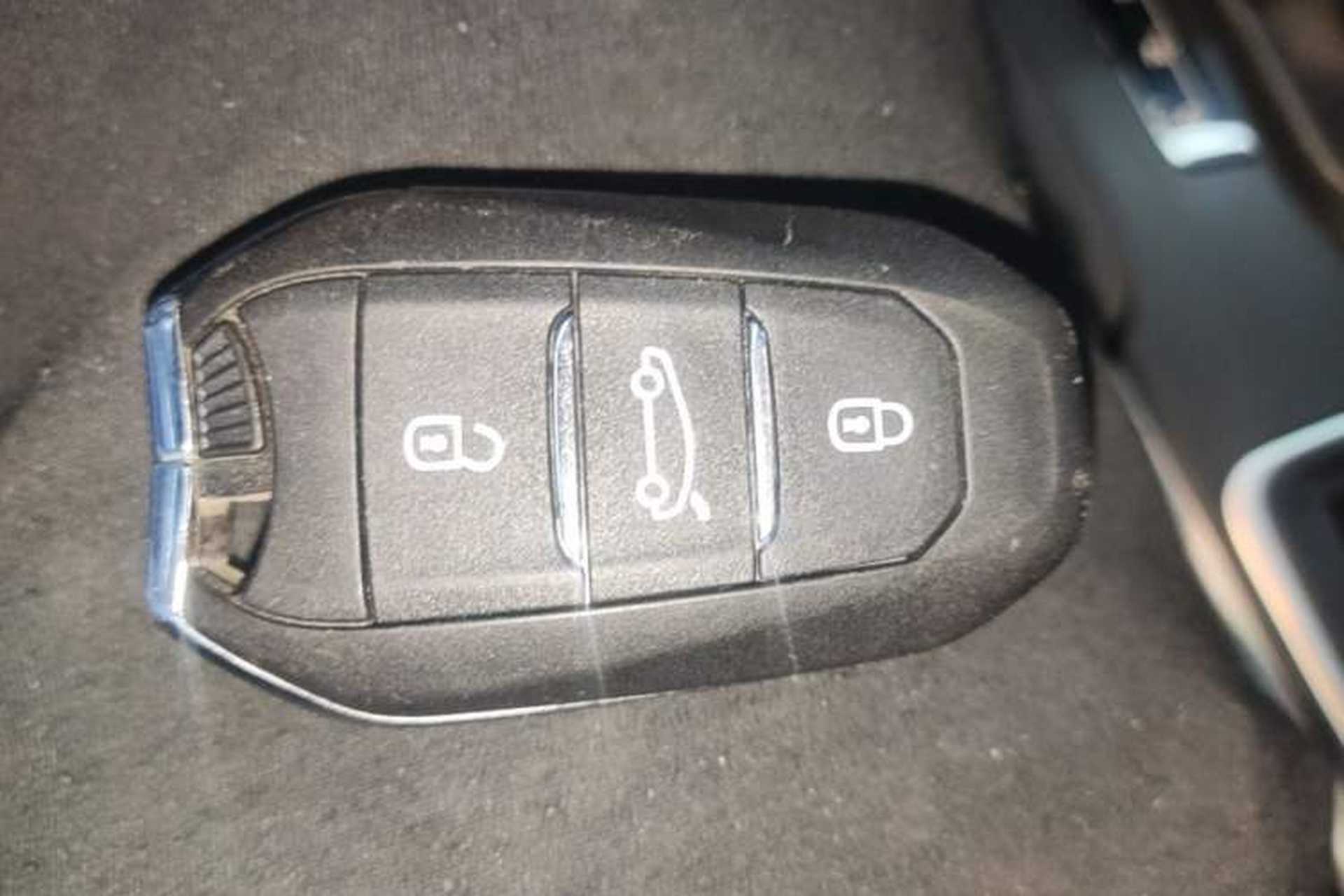 Used Citroen C4L 2016 1.6T Automatic Elite Model Vehicle Key