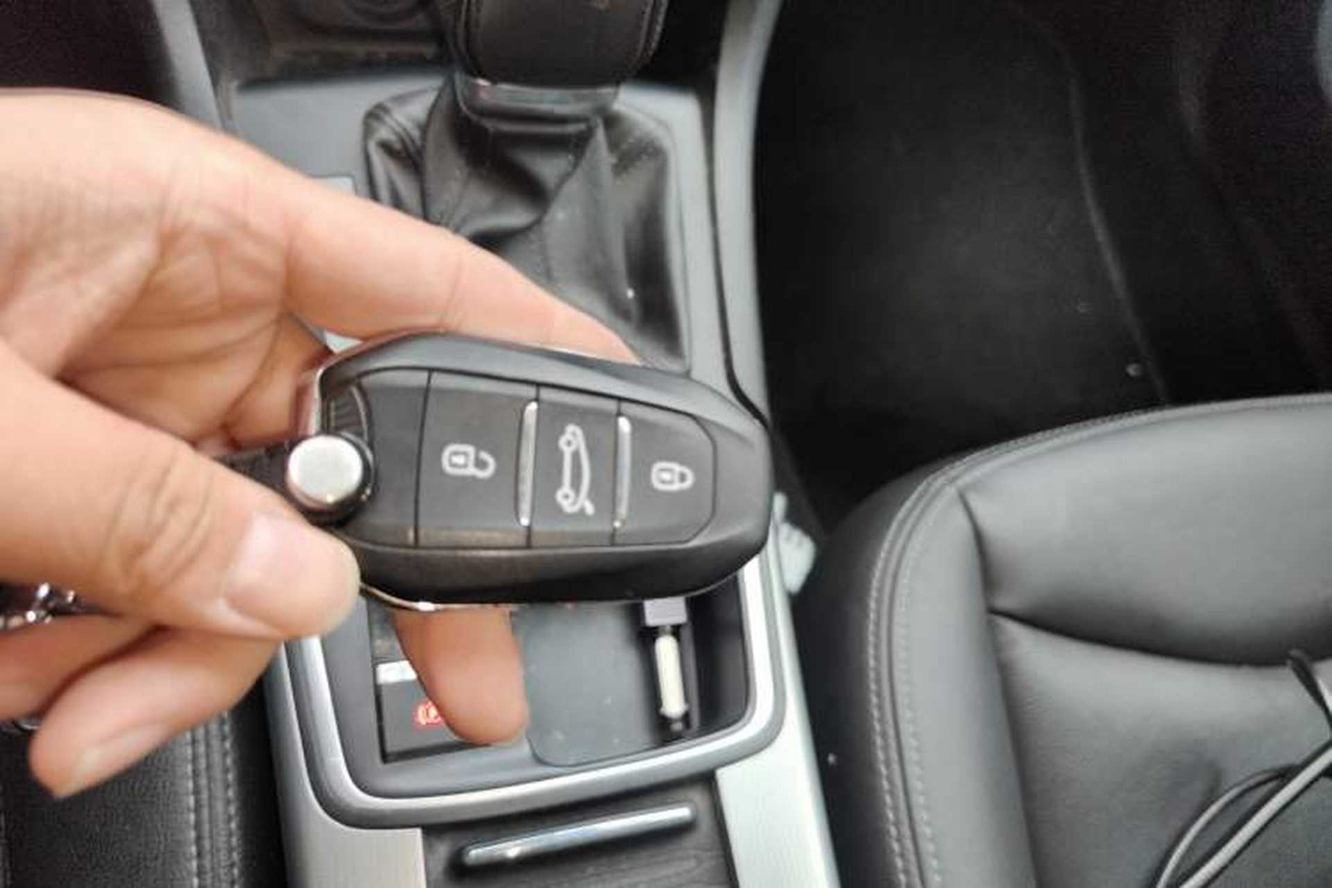Used Citroen C4L 2016 1.2T Automatic Elite Model Vehicle Key