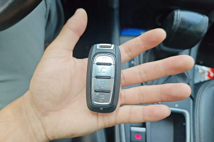 Used Citroen C4L 2016 1.2T Automatic Elite Model Vehicle Key