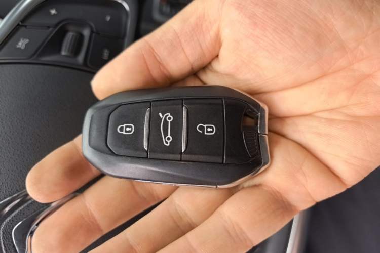 Used Citroen C4L 2016 1.6T Automatic Elite Model Vehicle Key