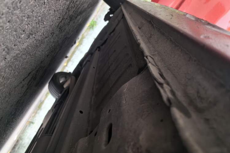 Used Citroen C4L 2016 1.2T Automatic Elite Model Right Side Sill