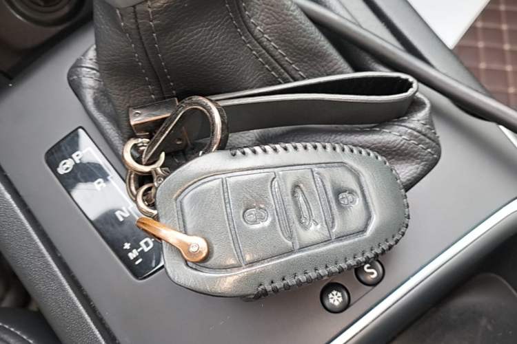 Used Citroen C4L 2016 1.2T Automatic Elite Model Vehicle Key