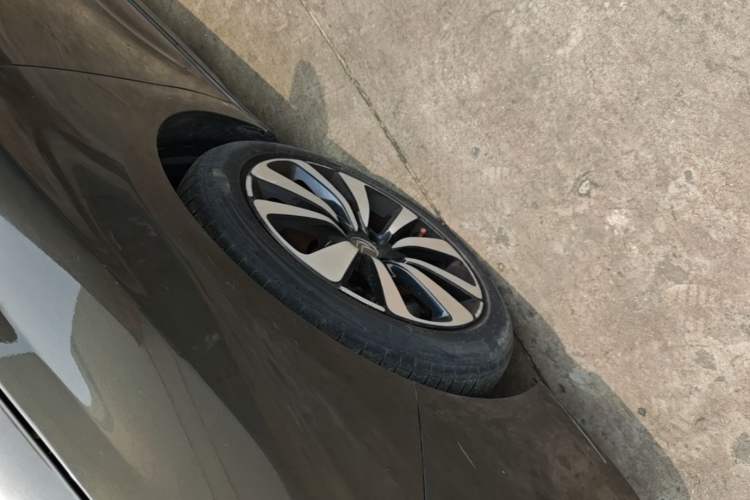 Used Citroen C4L 2019 350THP Automatic Elite Model Left Front Wheel Hub