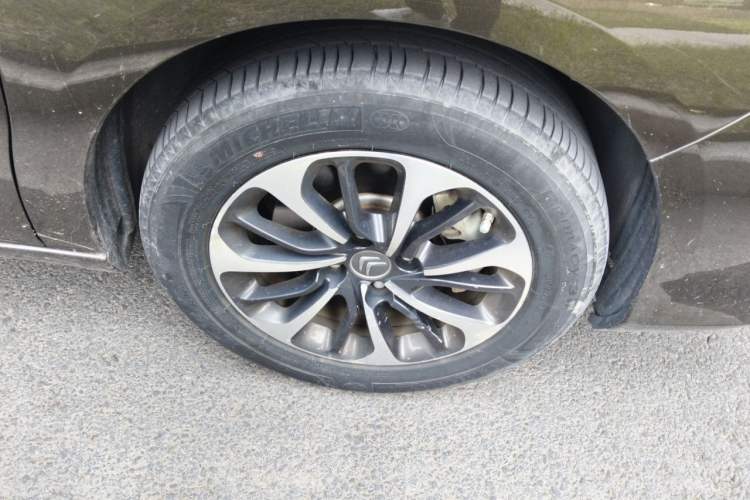 Used Citroen C4L 2019 230THP Automatic Leading Model Right Front Wheel Hub