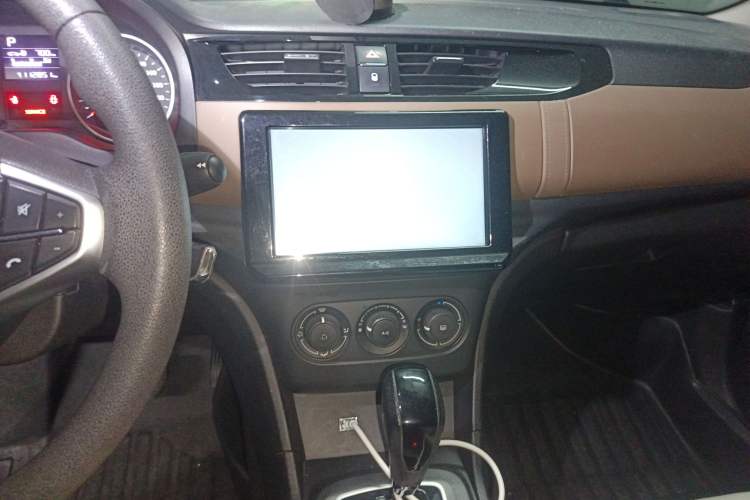 Used Citroen C4L 2019 230THP Automatic Leading Model Audio And AC Panel