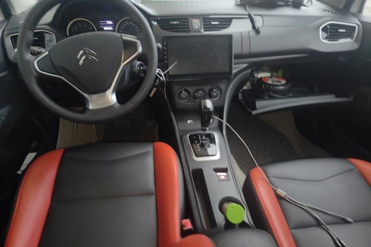 Used Citroen C4L 2019 230THP Automatic Comfort Edition Center Console