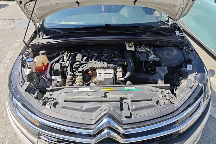 Used Citroen C4L 2019 230THP Automatic Leading Model Engine Bay