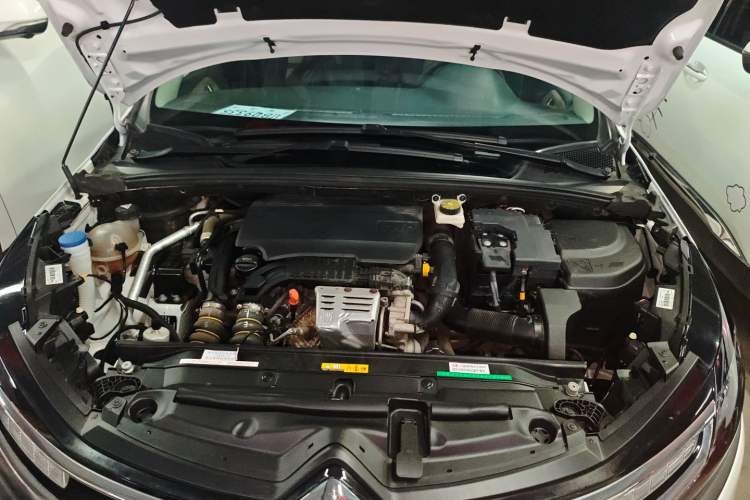 Used Citroen C4L 2019 230THP Automatic Leading Model Engine Bay