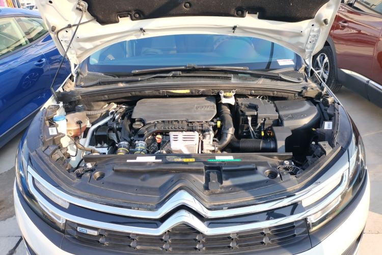 Used Citroen C4L 2019 230THP Automatic Leading Model Engine Bay