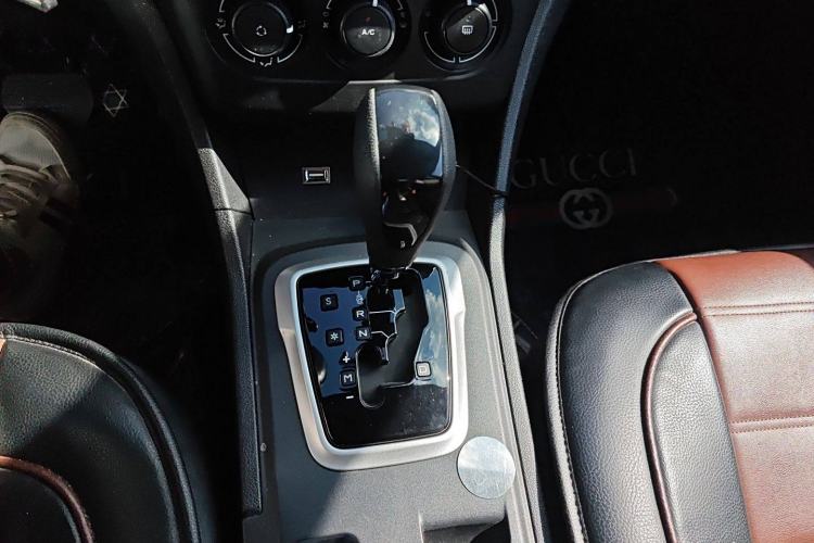 Used Citroen C4L 2019 230THP Automatic Leading Model Gear Lever