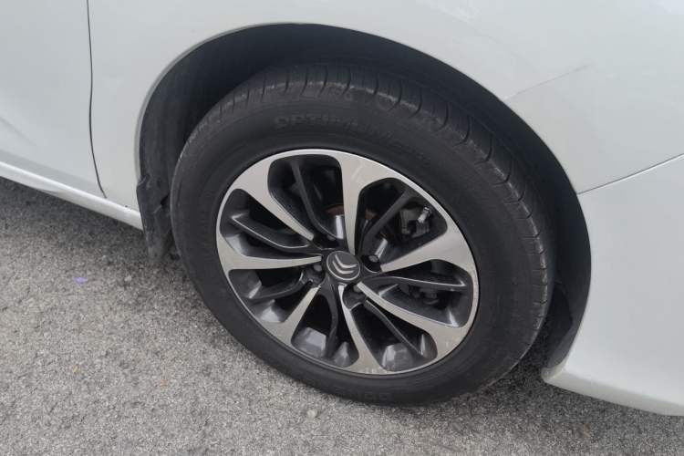 Used Citroen C4L 2019 230THP Automatic Leading Model Right Front Wheel Hub