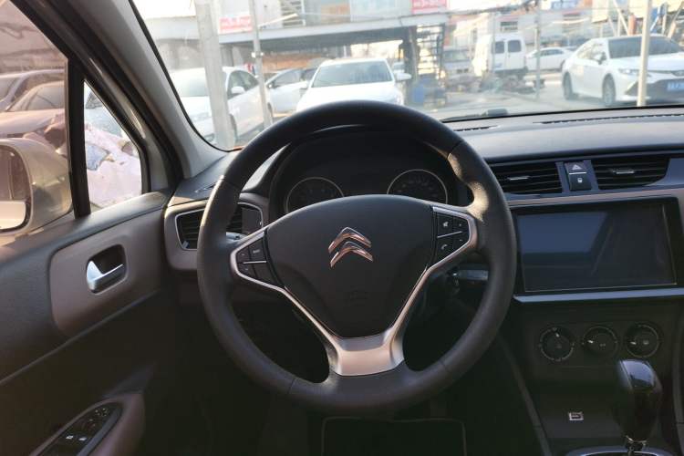 Used Citroen C4L 2019 230THP Automatic Leading Model Steering Wheel