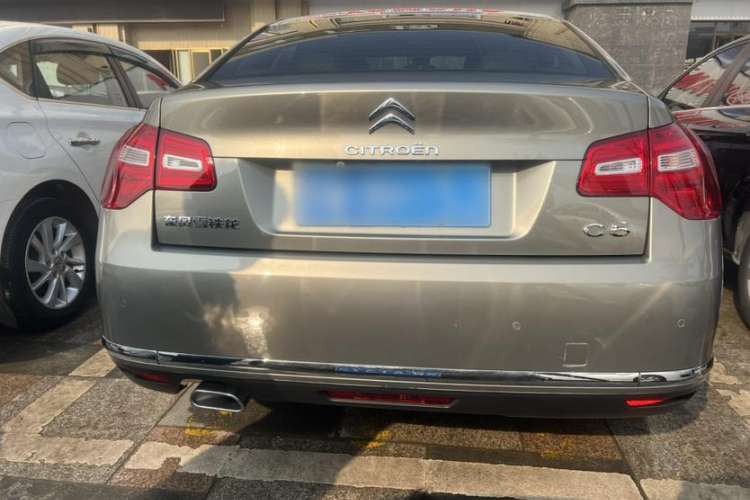 Used Citroen C5 2014 1.6T Automatic Luxury Model Exterior 3