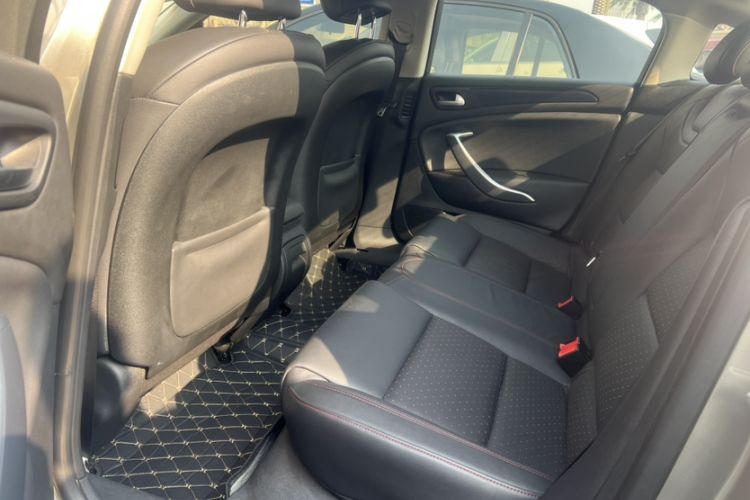 Used Citroen C5 2014 1.6T Automatic Luxury Model Interior 3