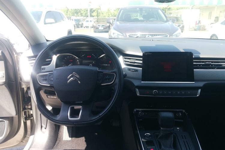 Used Citroen C5 2017 350THP Automatic Luxury Model Interior 1