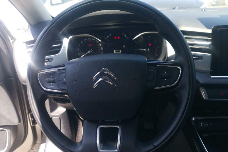 Used Citroen C5 2017 350THP Automatic Luxury Model Interior 2