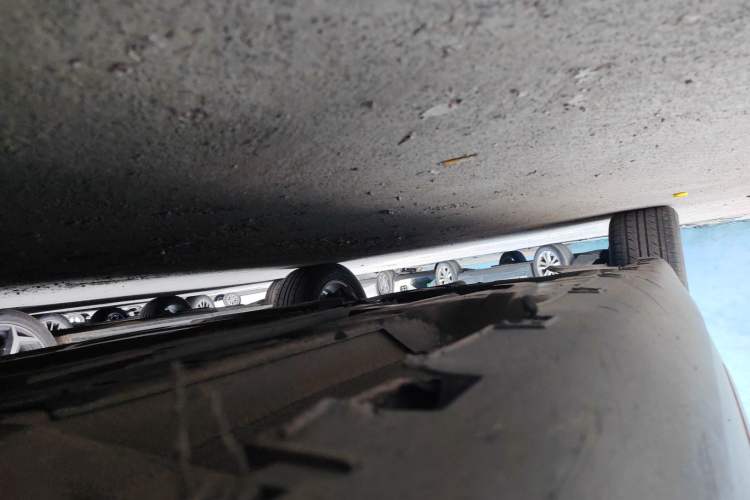 Used Citroen C5 2010 2.3L Automatic Luxury Edition Chassis Front Right
