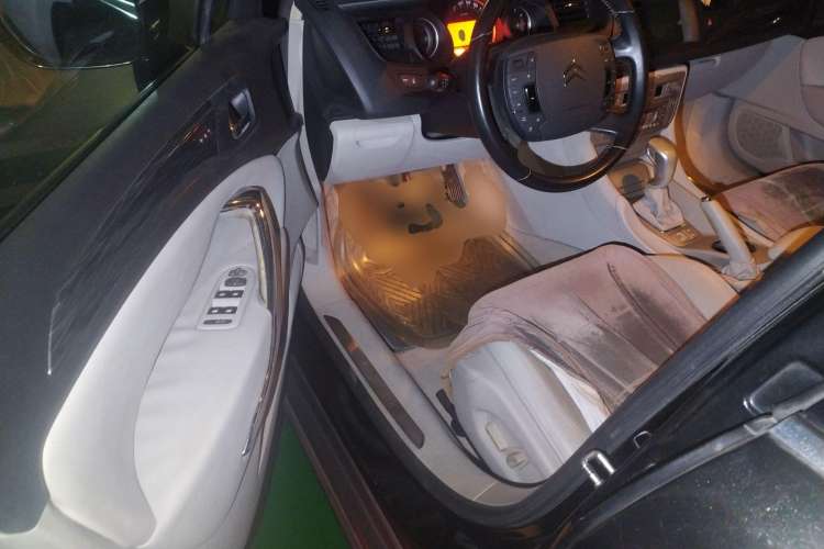 Used Citroen C5 2010 2.3L Automatic Luxury Edition Driver Seat