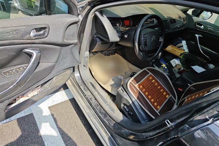 Used Citroen C5 2010 2.3L Automatic Luxury Edition Driver Seat