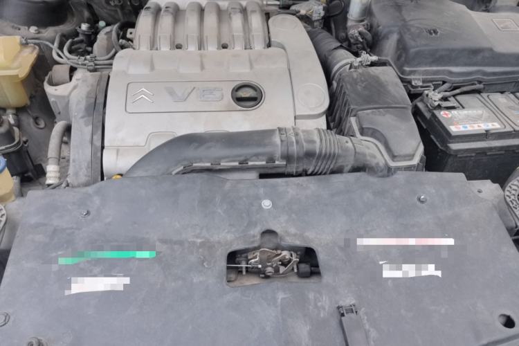 Used Citroen C5 2010 3.0L Automatic Flagship Edition Engine Bay