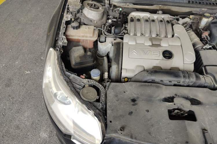 Used Citroen C5 2010 3.0L Automatic Flagship Edition Engine Bay Right