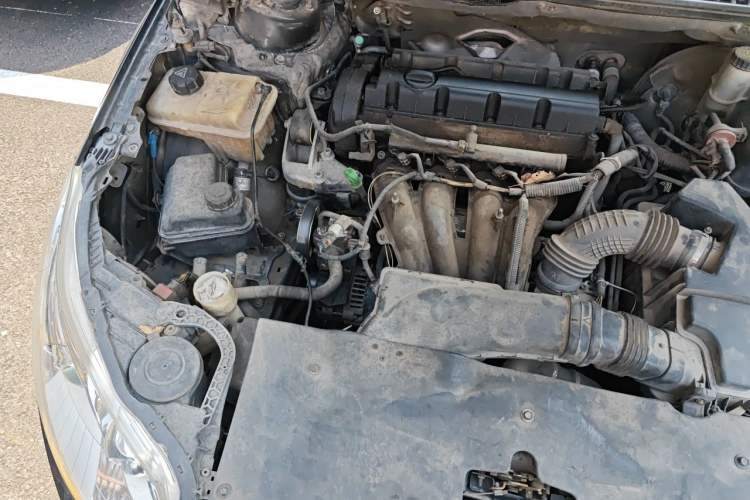 Used Citroen C5 2010 2.3L Automatic Luxury Edition Engine Bay Right