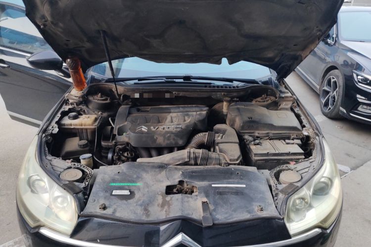 Used Citroen C5 2010 2.3L Automatic Luxury Edition Engine Bay
