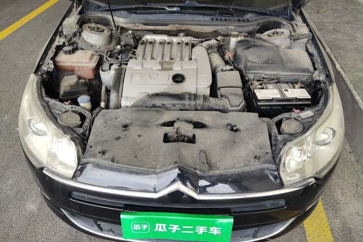Used Citroen C5 2010 3.0L Automatic Flagship Edition Engine Bay