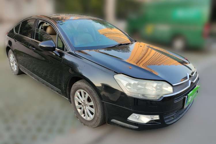 Used Citroen C5 2010 2.0L Manual Comfort Edition Front Right 45 Deg