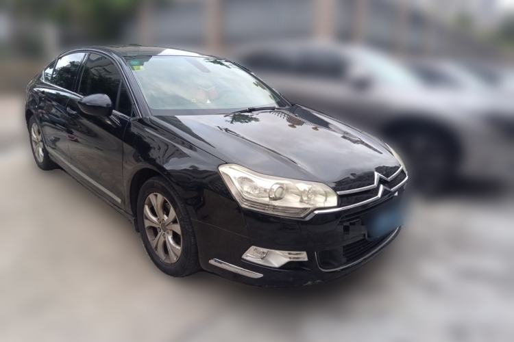 Used Citroen C5 2010 2.3L Automatic Luxury Edition Front Right 45 Deg