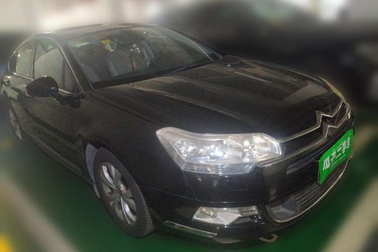 Used Citroen C5 2010 2.3L Automatic Luxury Edition Front Right 45 Deg