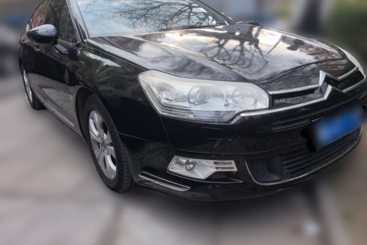Used Citroen C5 2010 3.0L Automatic Flagship Edition Front Right 45 Deg