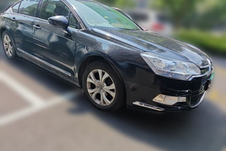 Used Citroen C5 2010 2.3L Automatic Luxury Edition Front Right 45 Deg