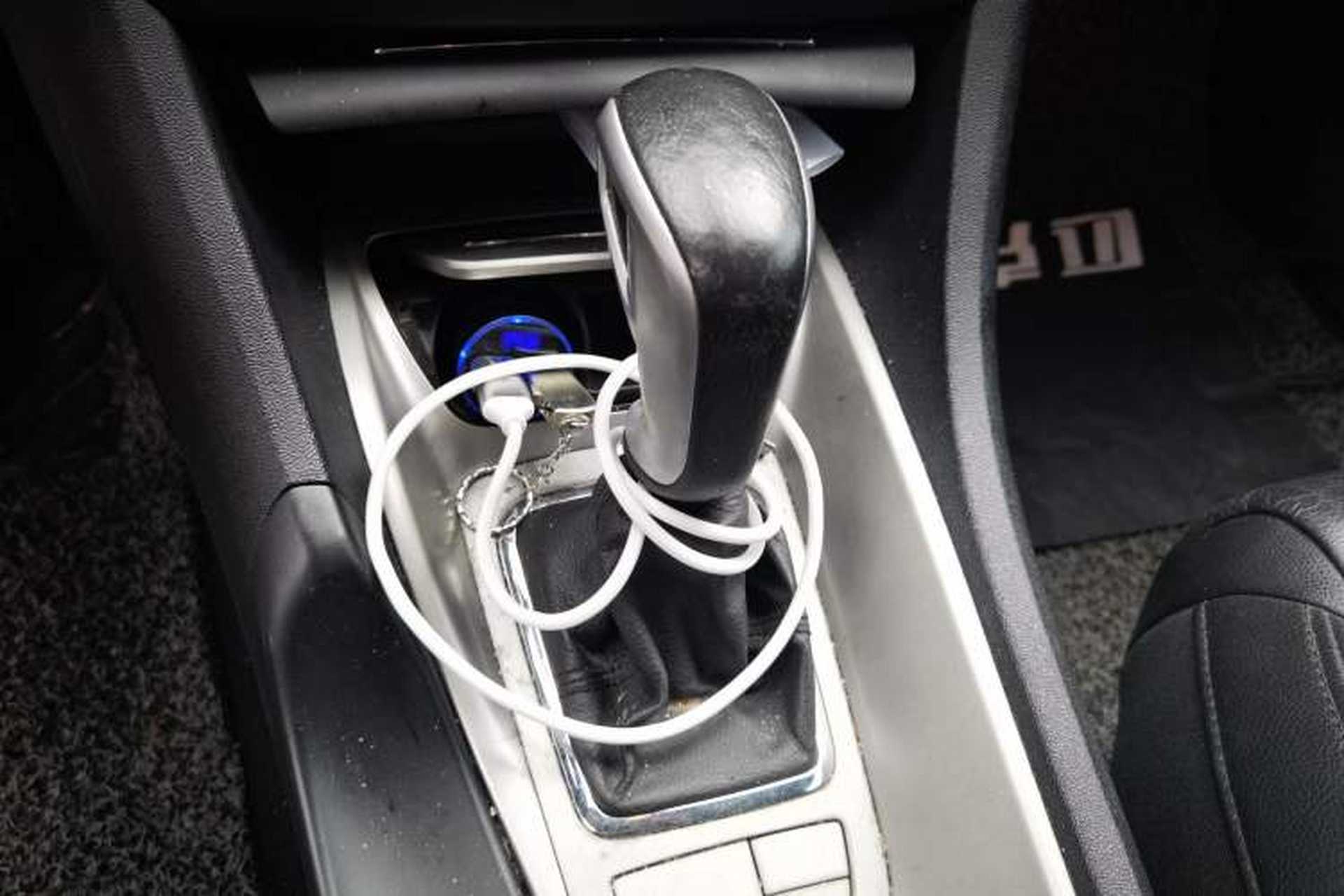 Used Citroen C5 2010 2.3L Automatic Luxury Edition Gear Lever