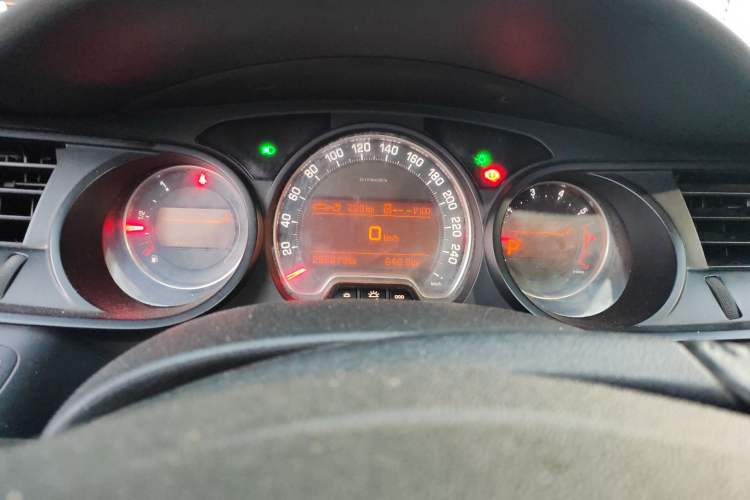 Used Citroen C5 2010 2.3L Automatic Luxury Edition Instrument Cluster