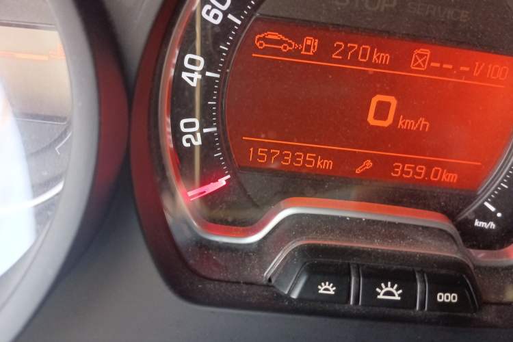 Used Citroen C5 2010 2.3L Automatic Luxury Edition Odometer Close Up
