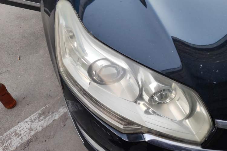 Used Citroen C5 2010 2.3L Automatic Luxury Edition Right Front Headlight