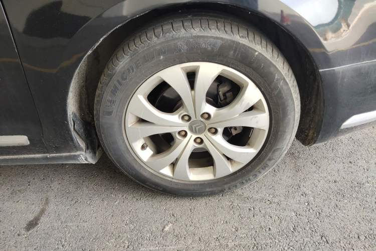 Used Citroen C5 2010 3.0L Automatic Flagship Edition Right Front Wheel Hub